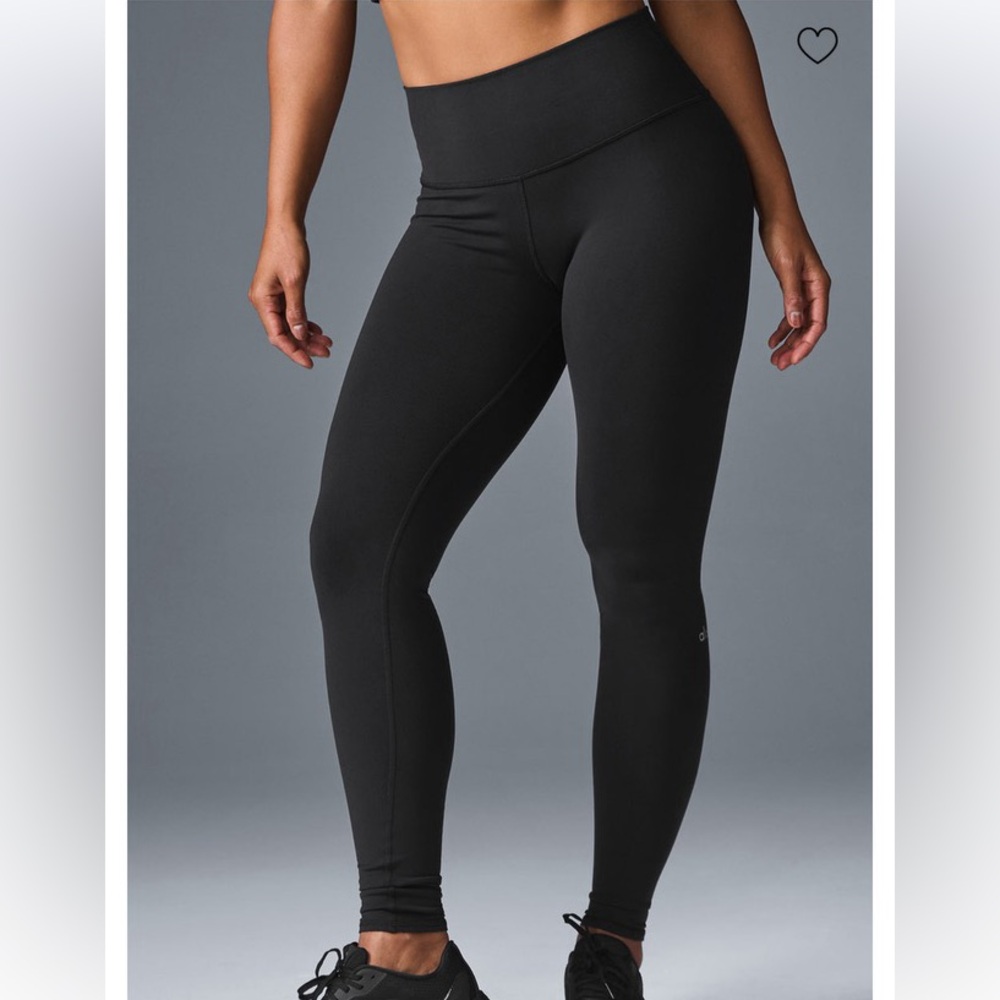 ALO High-Waist Airbrush Black Leggings